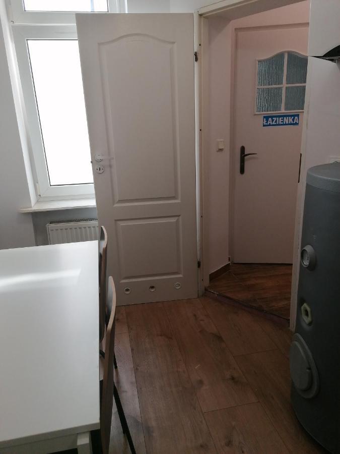 Hostel Tulip - Pokoj Jednoosobowy Nr 3 Ze Wspolna Lazienka I Kuchnia Szczecin Eksteriør bilde